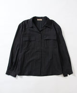 Loose pocket shirt