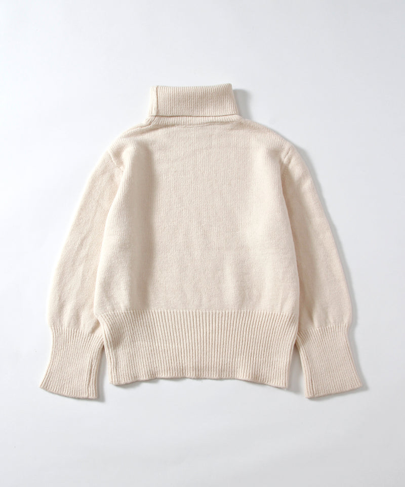 Turtleneck knit