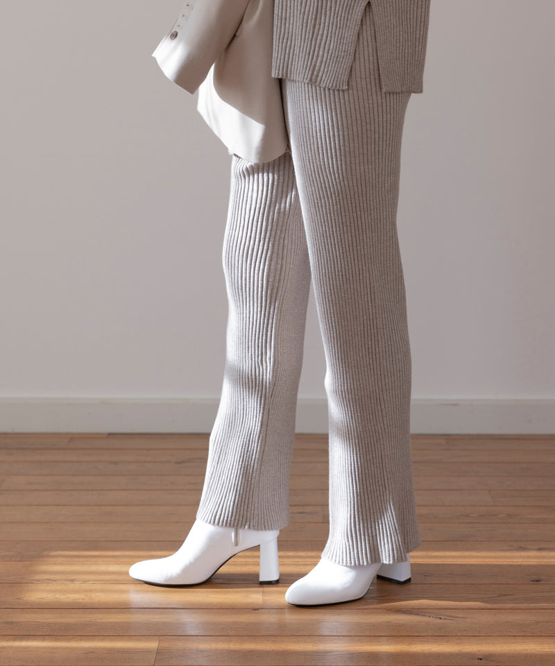KNIT SET UP