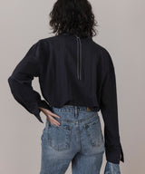 Loose pocket shirt