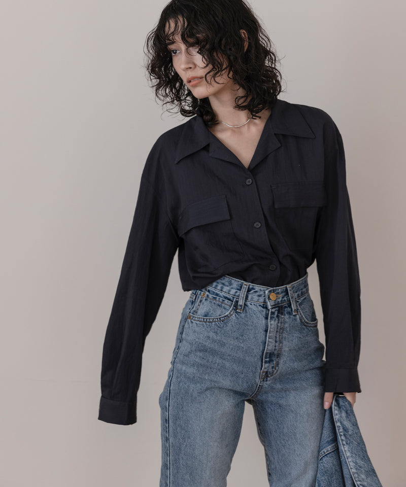 Loose pocket shirt