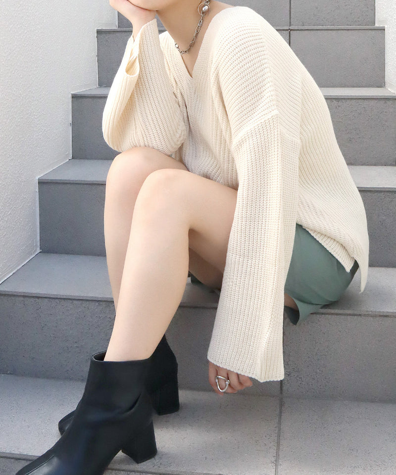 Loose fit KNIT TOPS