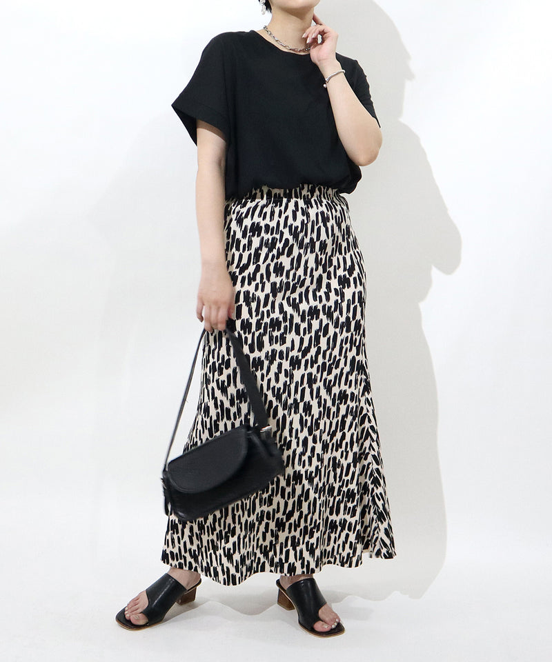 Loose fit T-SHIRT